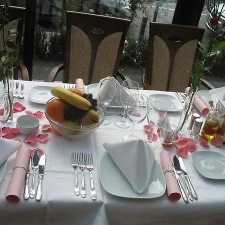 Hotell Marshal 3*