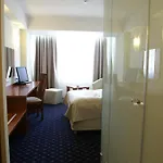 Marshal Hotel